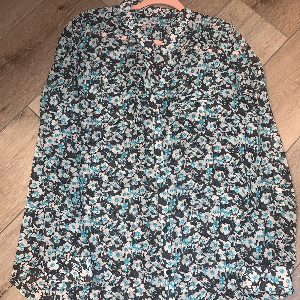 Stitch fix Kut from the Cloth floral blouse XL